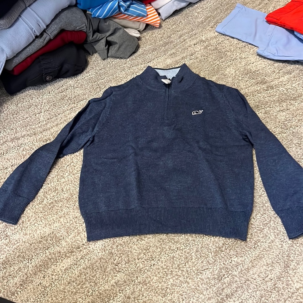 Vineyard vine size 4 never worn